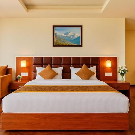 Summit Ttakshang Residency Hotel & Spa Mg Marg Gangtok Exterior photo