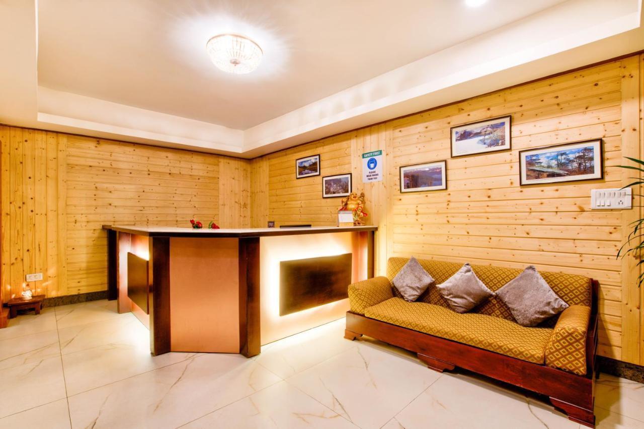 Summit Ttakshang Residency Hotel & Spa Mg Marg Gangtok Exterior photo