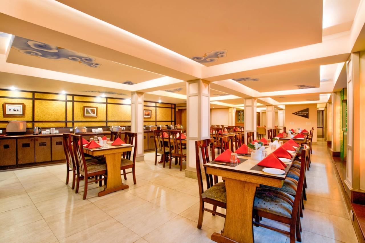 Summit Ttakshang Residency Hotel & Spa Mg Marg Gangtok Exterior photo