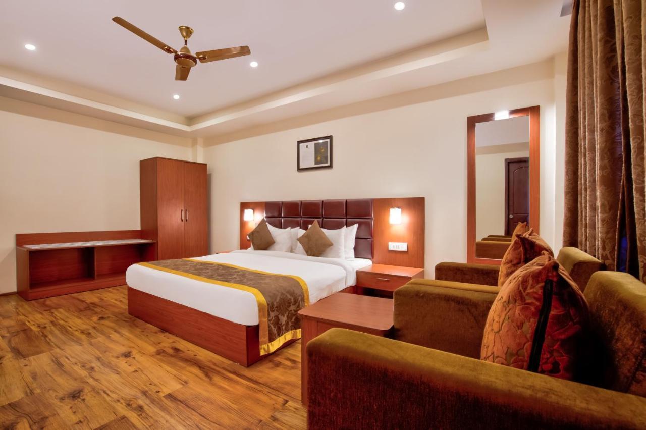 Summit Ttakshang Residency Hotel & Spa Mg Marg Gangtok Exterior photo