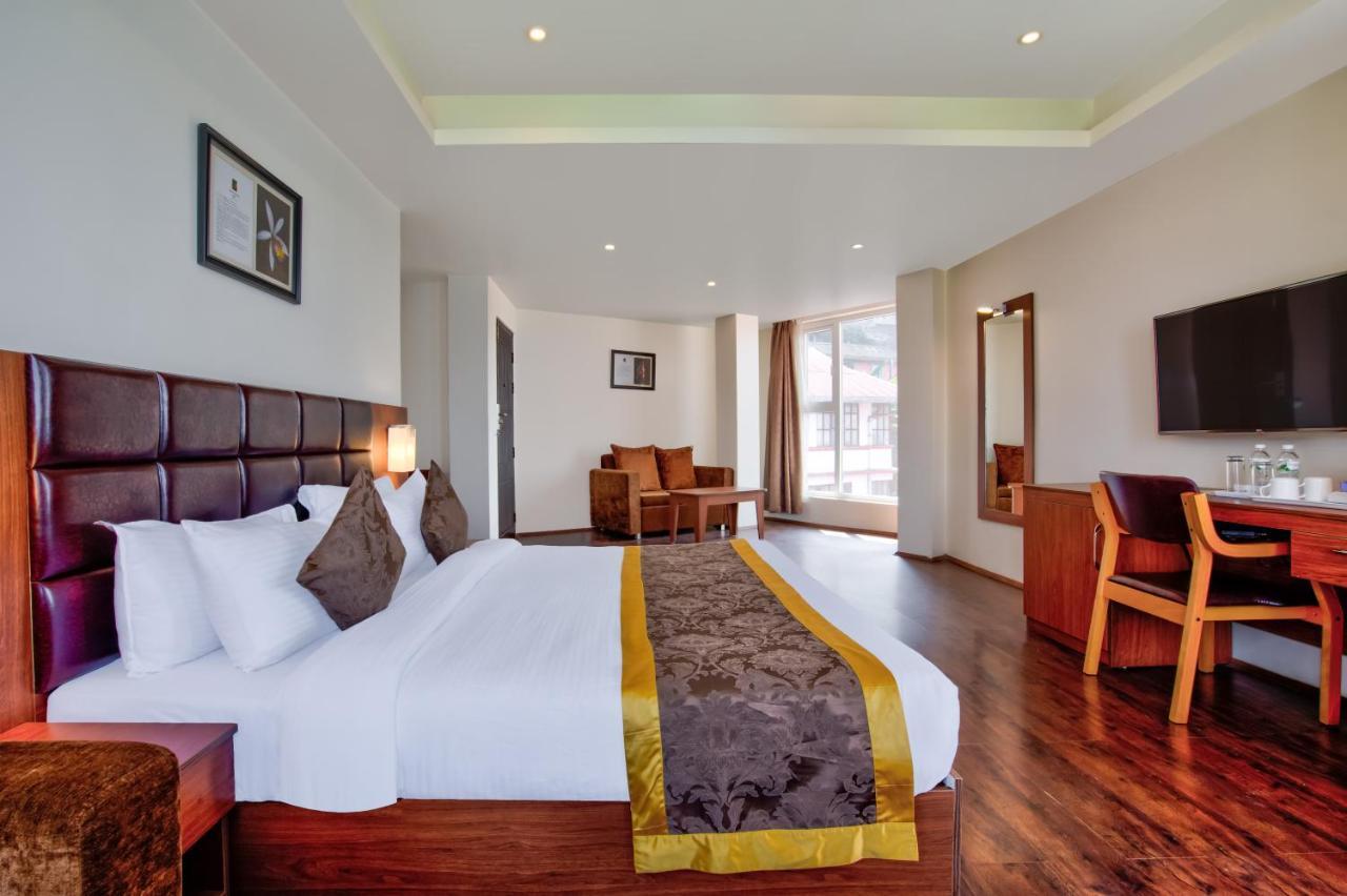 Summit Ttakshang Residency Hotel & Spa Mg Marg Gangtok Exterior photo
