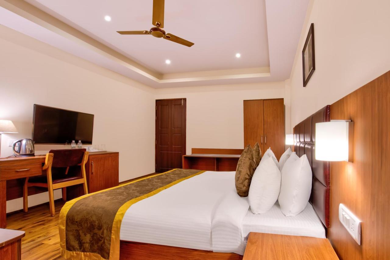 Summit Ttakshang Residency Hotel & Spa Mg Marg Gangtok Exterior photo
