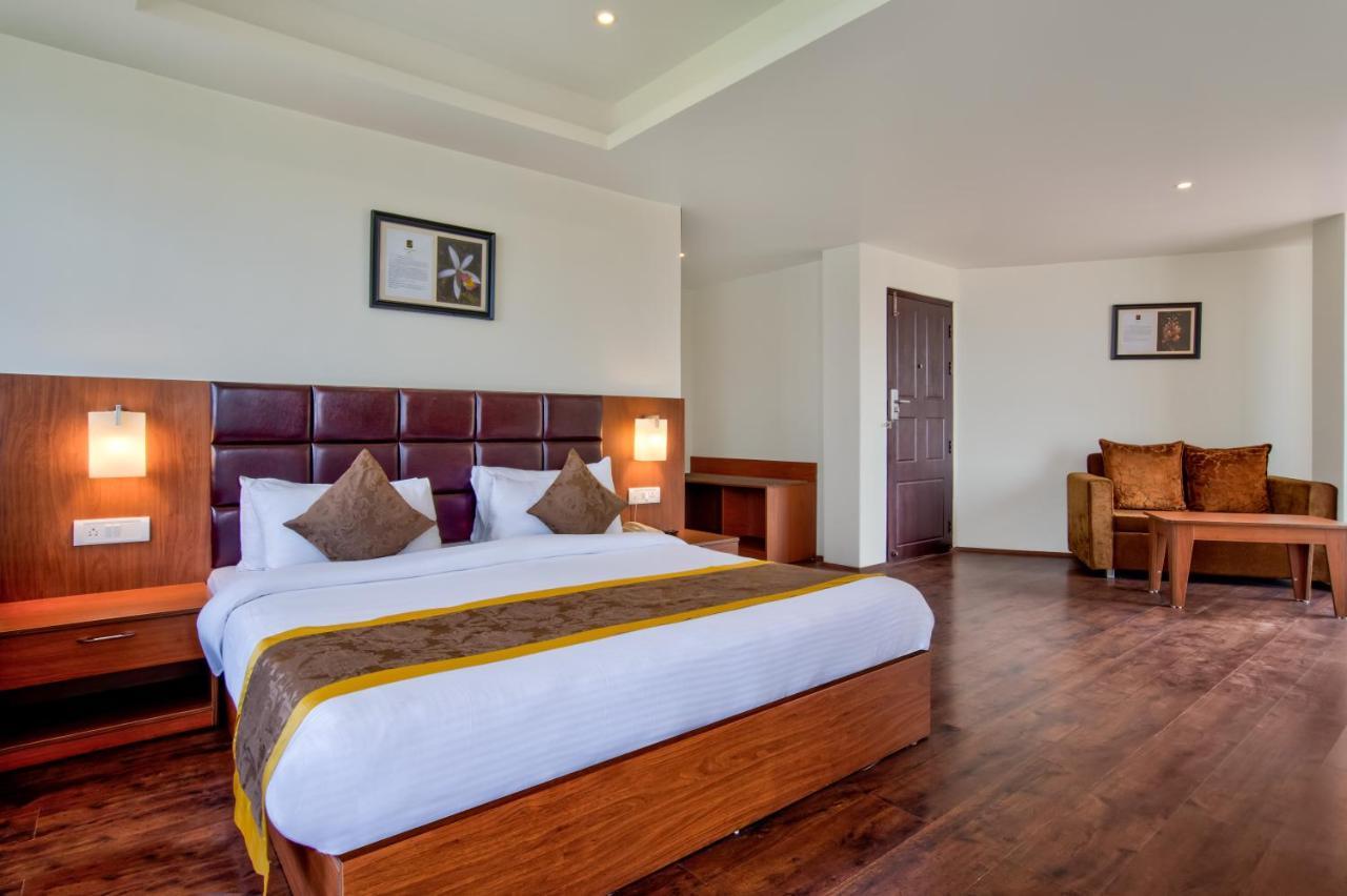 Summit Ttakshang Residency Hotel & Spa Mg Marg Gangtok Exterior photo