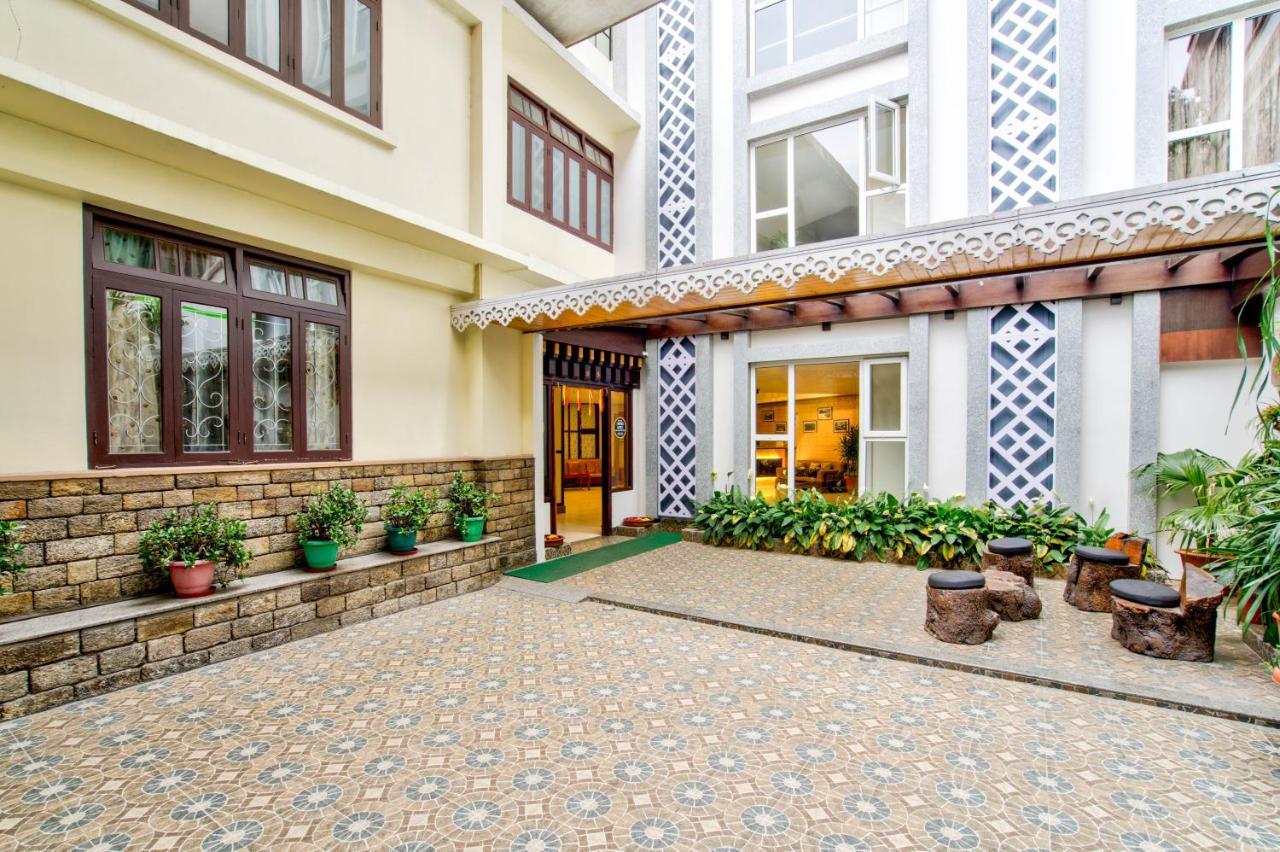 Summit Ttakshang Residency Hotel & Spa Mg Marg Gangtok Exterior photo