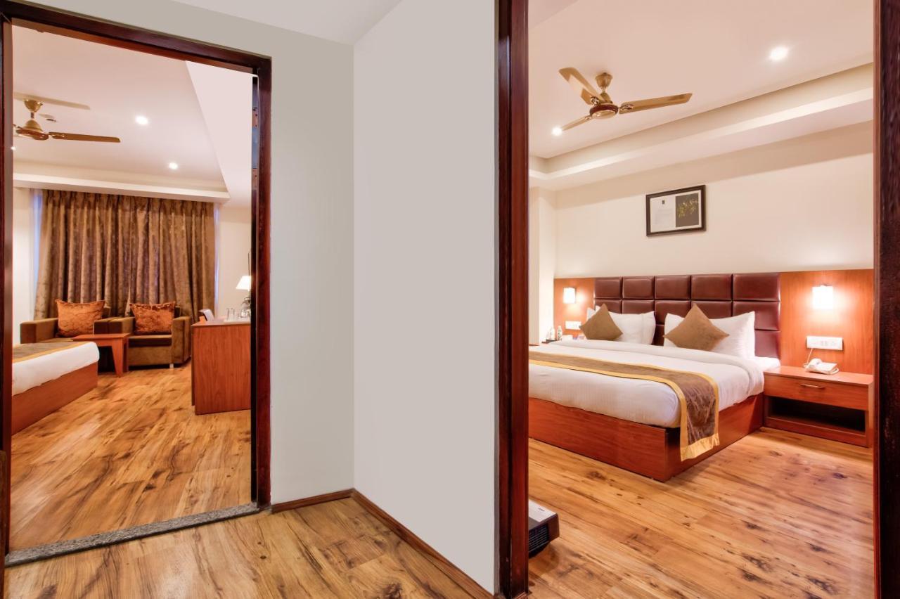 Summit Ttakshang Residency Hotel & Spa Mg Marg Gangtok Exterior photo